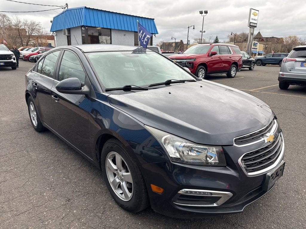 Used 2016 Chevrolet Cruze LT image 4