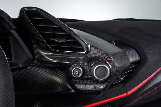 Used 2019 Ferrari 488 Pista Coupe RWD image 48