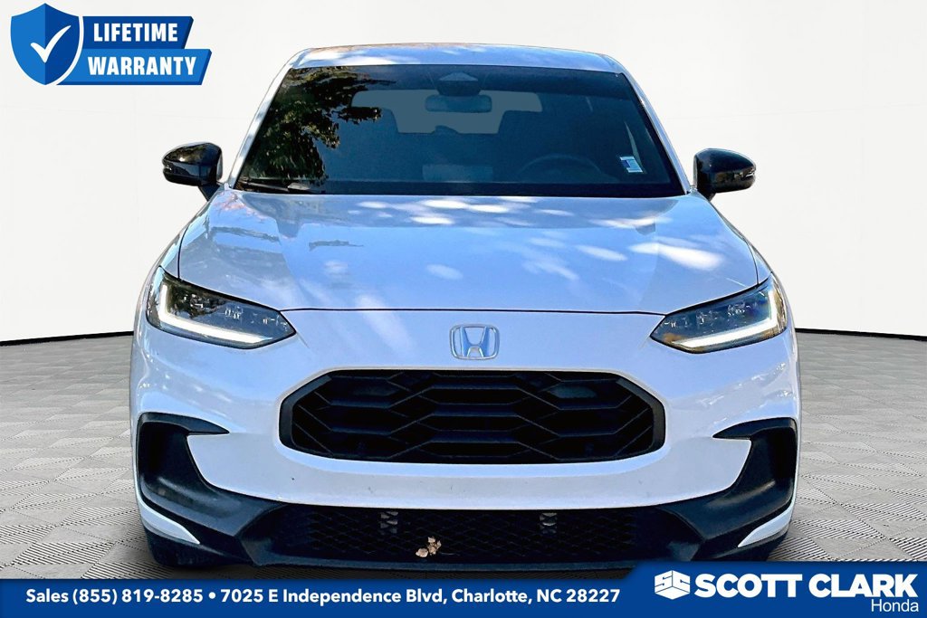 Used 2023 Honda HR-V Sport image 2