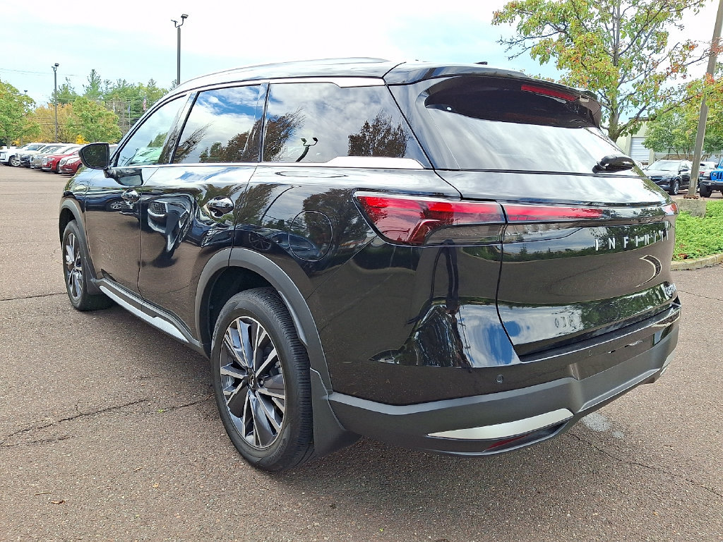 Certified 2026 INFINITI QX60 Luxe w/ Cargo Package AWD/4WD image 4