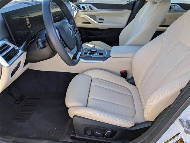 Used 2025 BMW i4 eDrive40 w/ M Sport Package RWD image 17