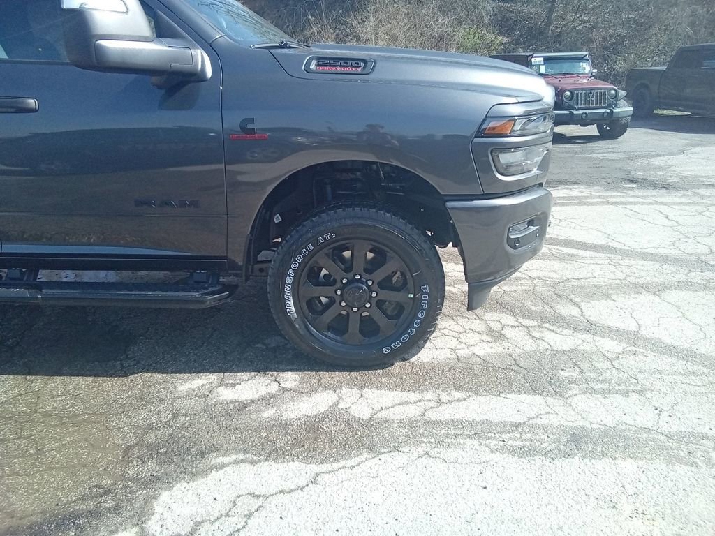 New 2026 RAM 2500 Big Horn AWD/4WD image 2