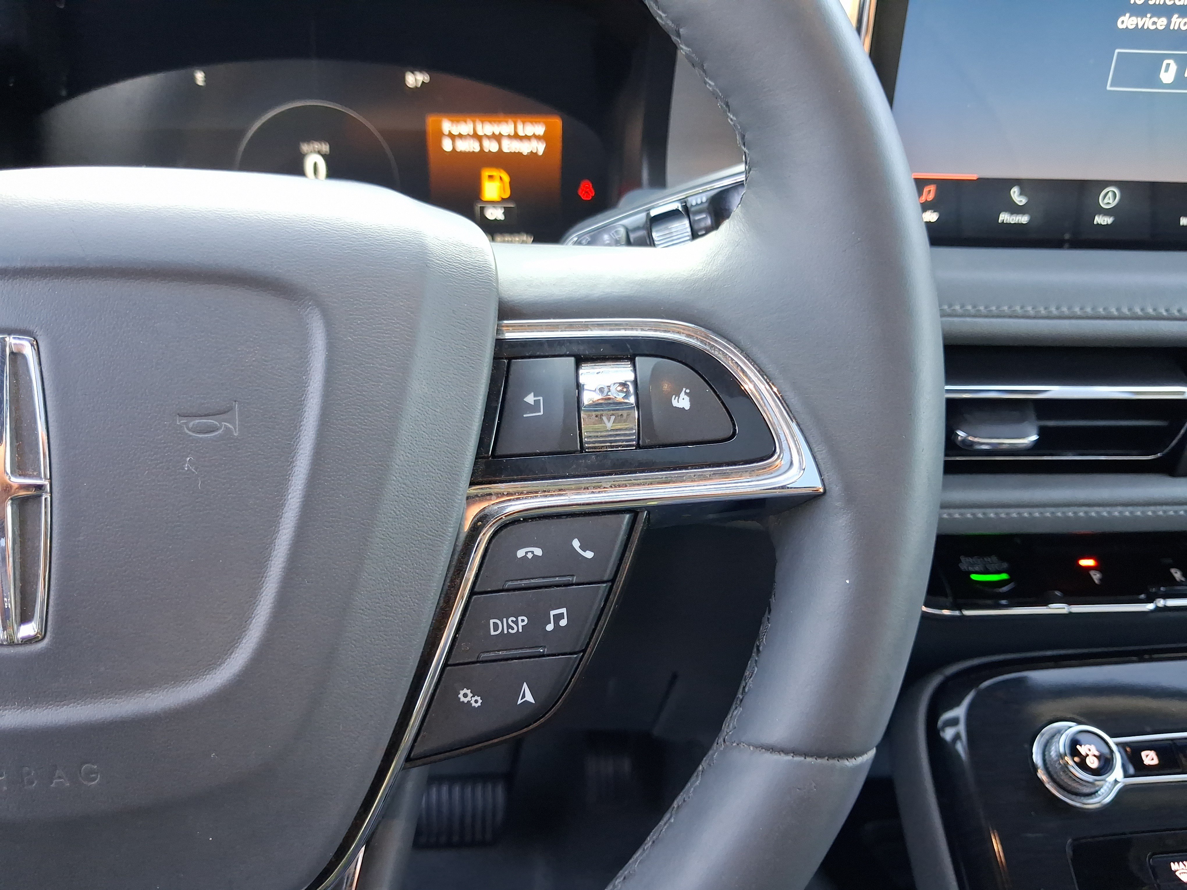 Used 2022 Lincoln Nautilus Reserve FWD image 19