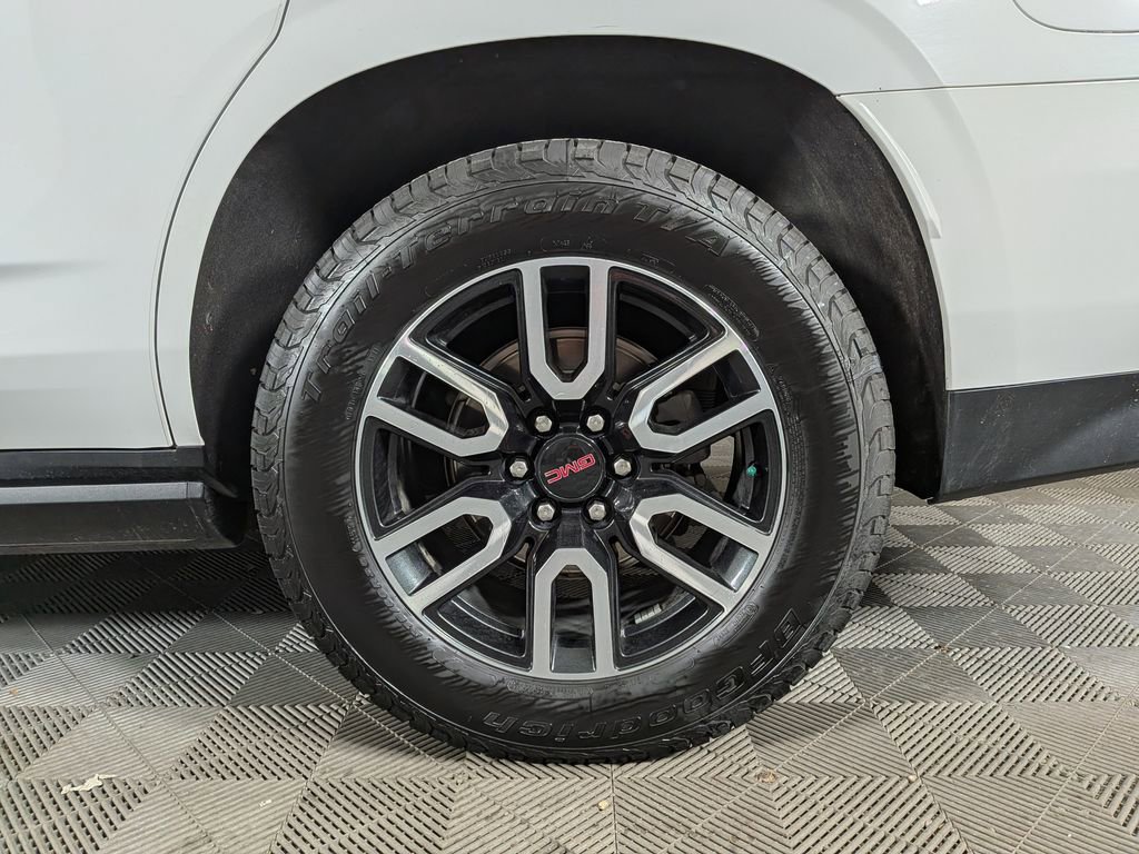 Used 2021 GMC Yukon AT4 w/ AT4 Premium Plus Package image 13