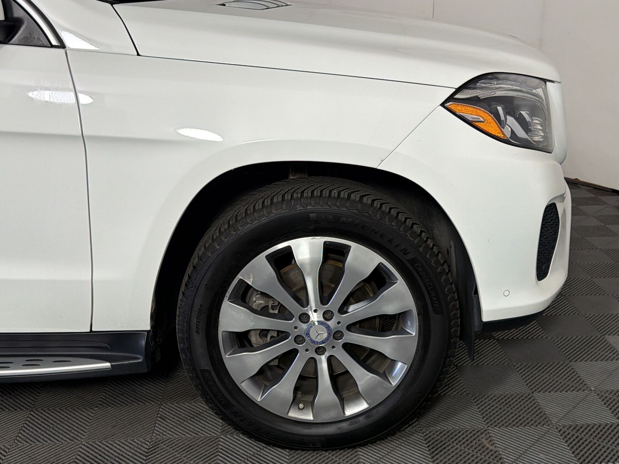 Used 2017 Mercedes-Benz GLS 450 4MATIC image 13