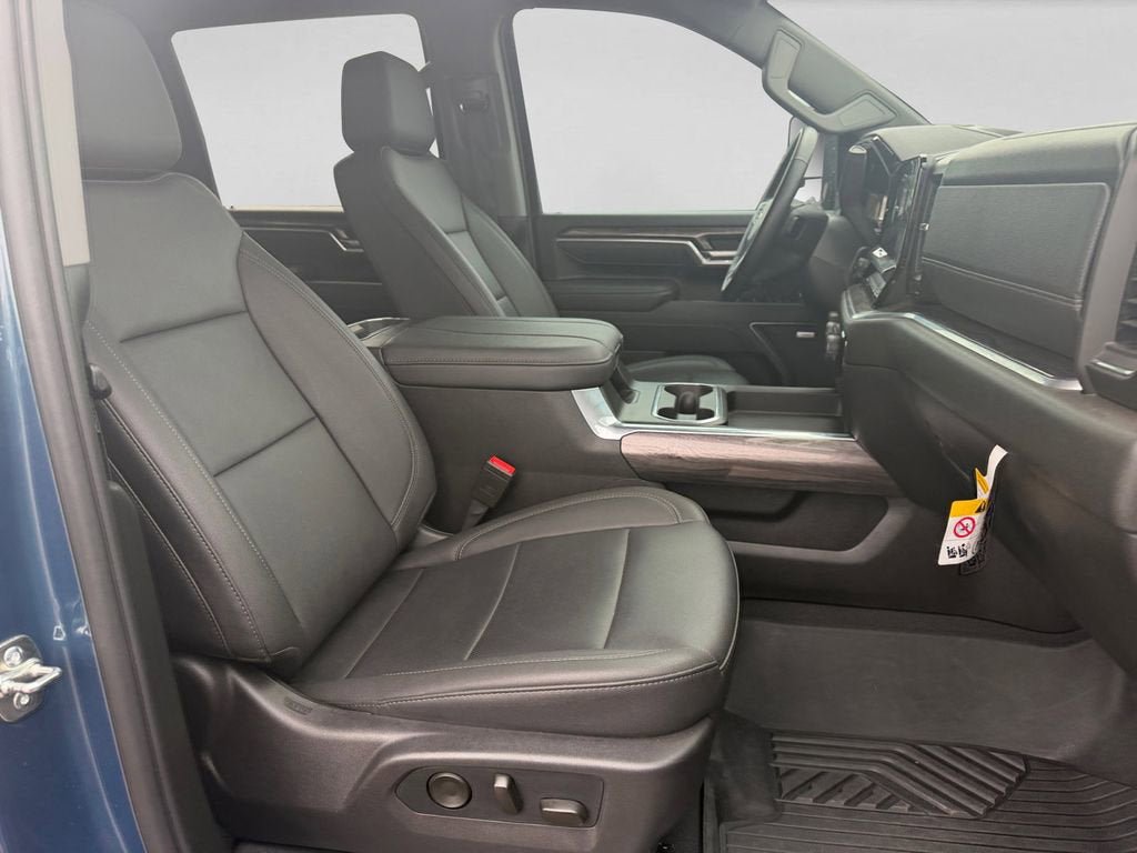New 2026 Chevrolet Silverado 2500 LTZ w/ LTZ Plus Package AWD/4WD image 15