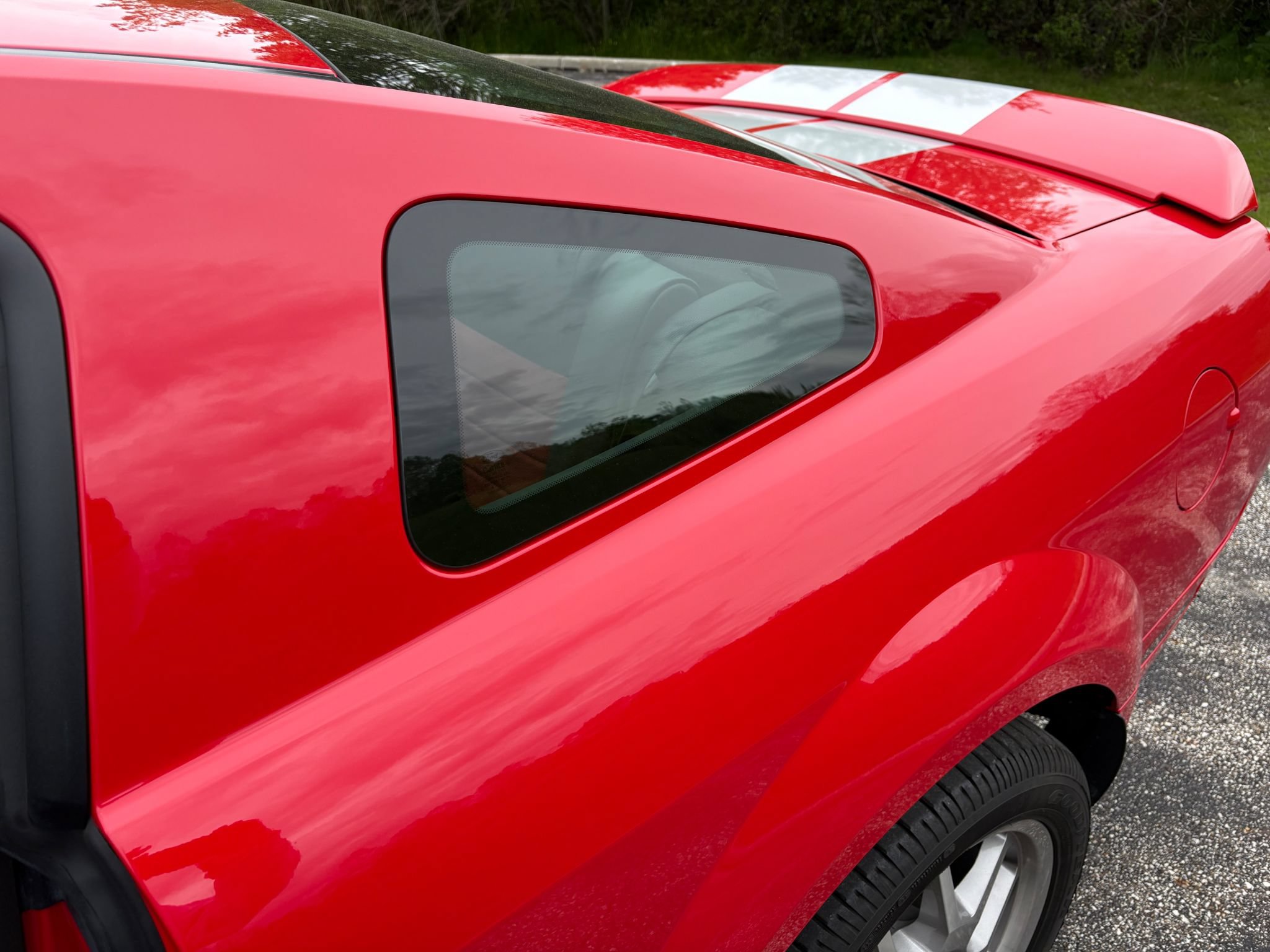 Used 2008 Ford Mustang Shelby GT500 RWD image 5