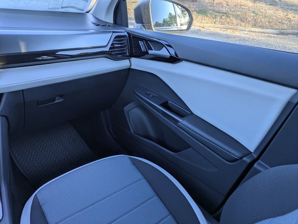New 2026 Volkswagen Taos S image 17