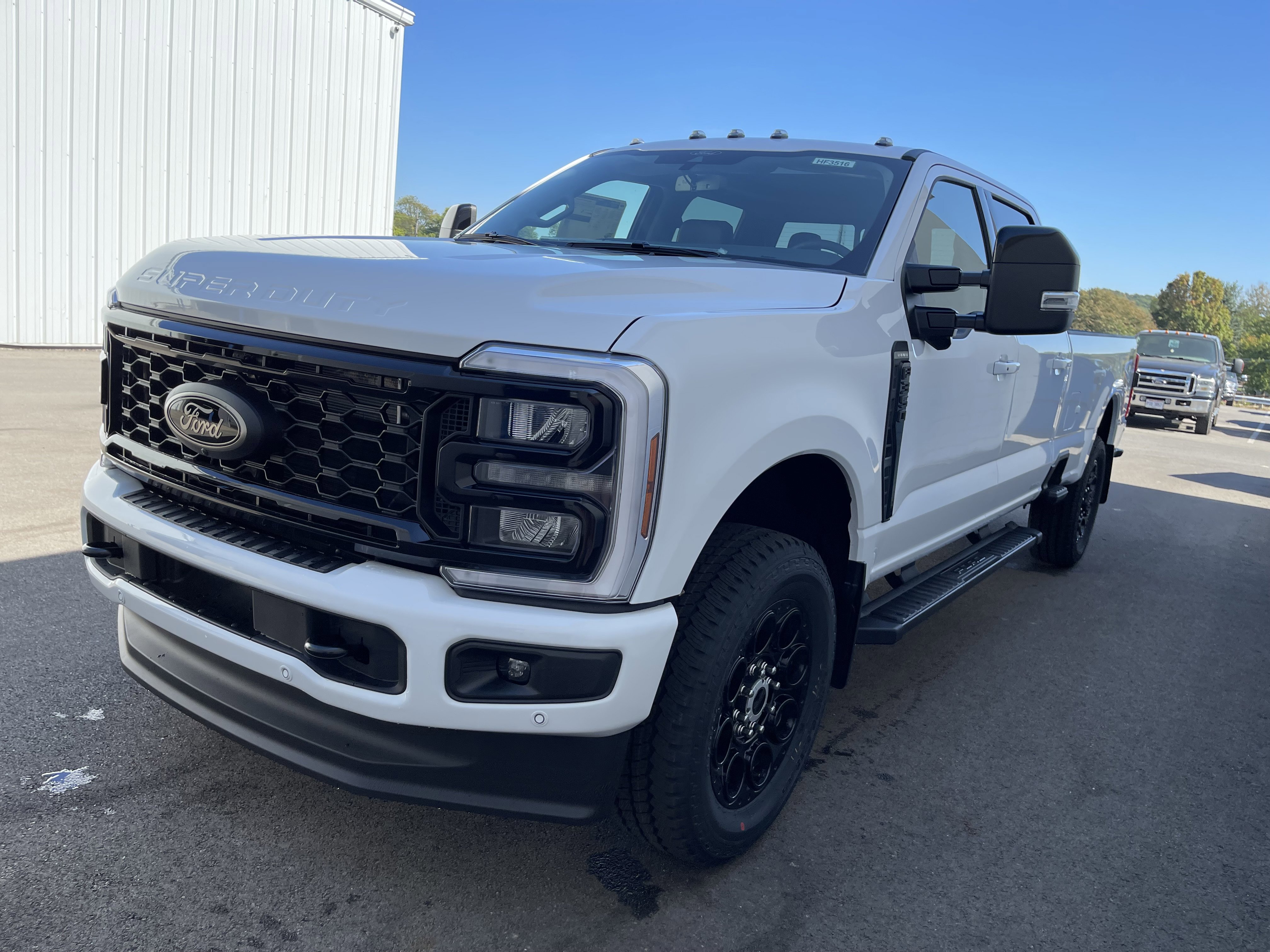 New 2026 Ford F350 Lariat w/ Black Appearance Package image 5
