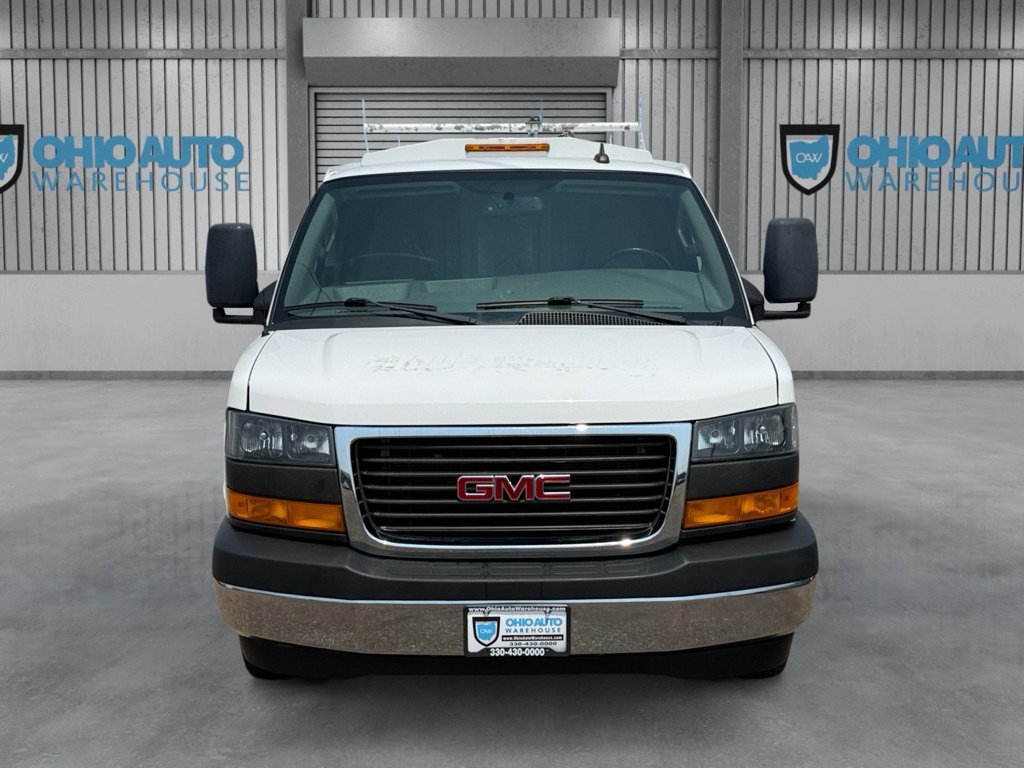 Used 2019 GMC Savana 3500 w/ Power Convenience Package RWD image 2
