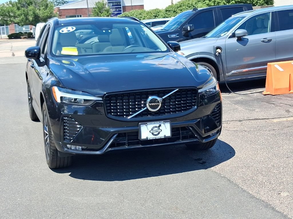 Certified 2024 Volvo XC60 B5 Core w/ Protection Package Premier AWD/4WD image 2