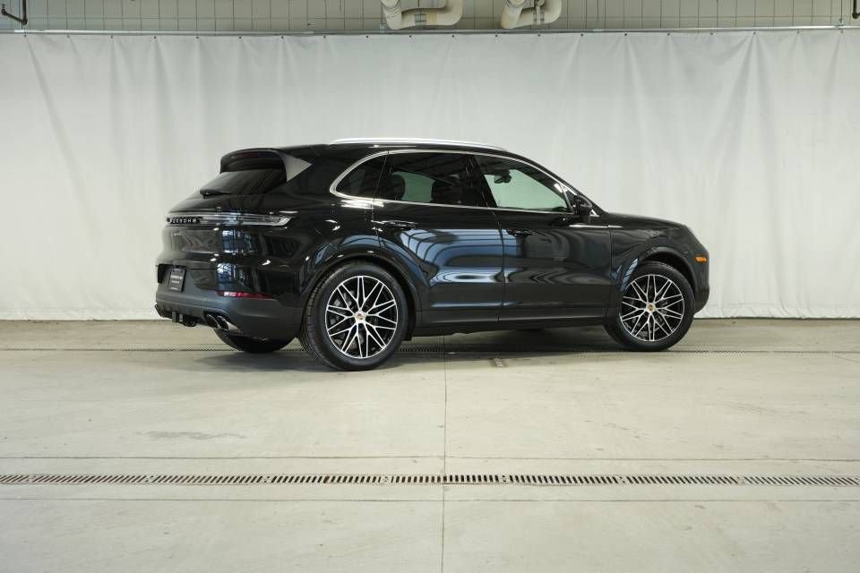 New 2026 Porsche Cayenne image 7
