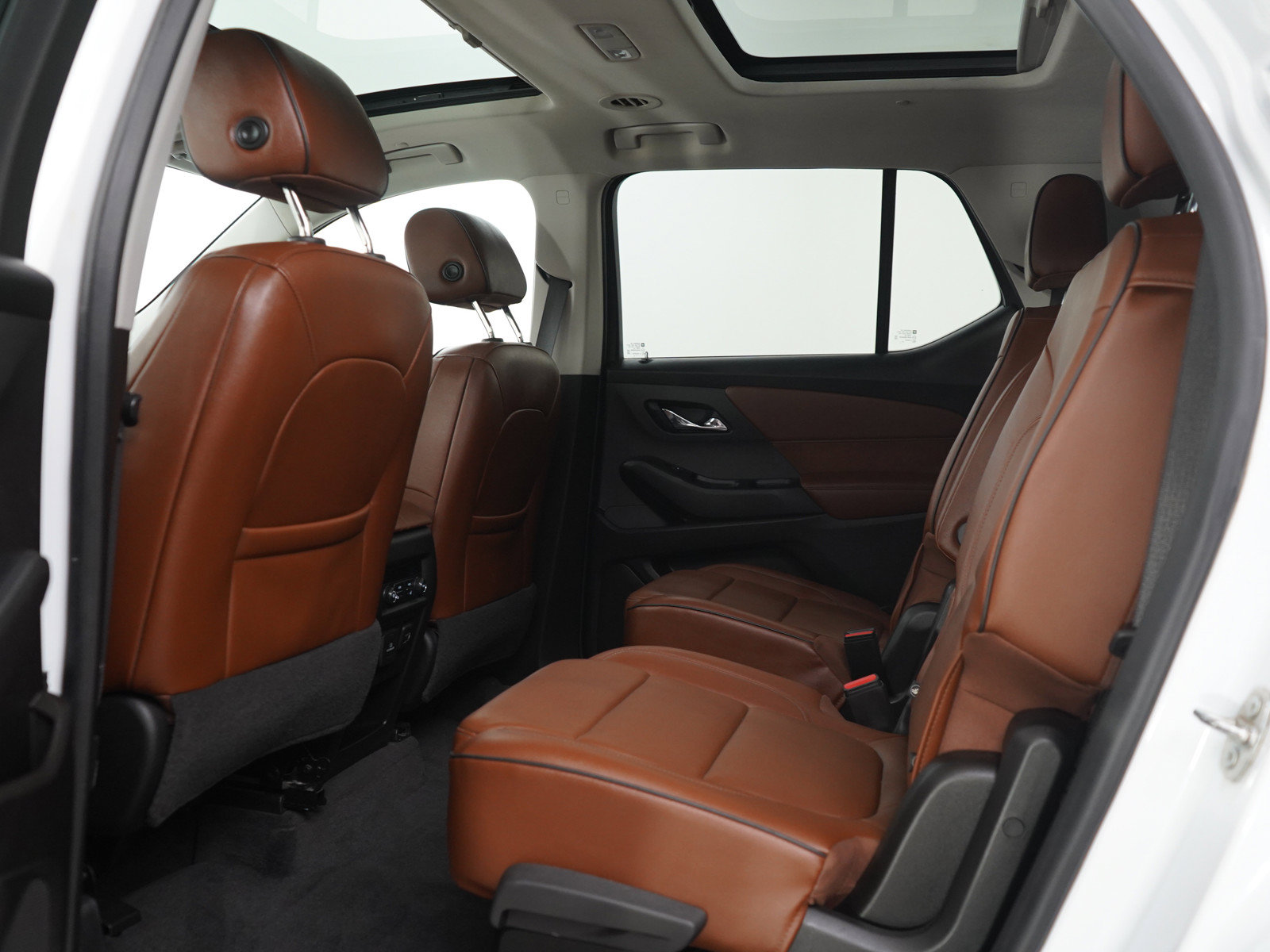 Used 2019 Chevrolet Traverse High Country w/ LPO, Floor Liner Package AWD/4WD image 18