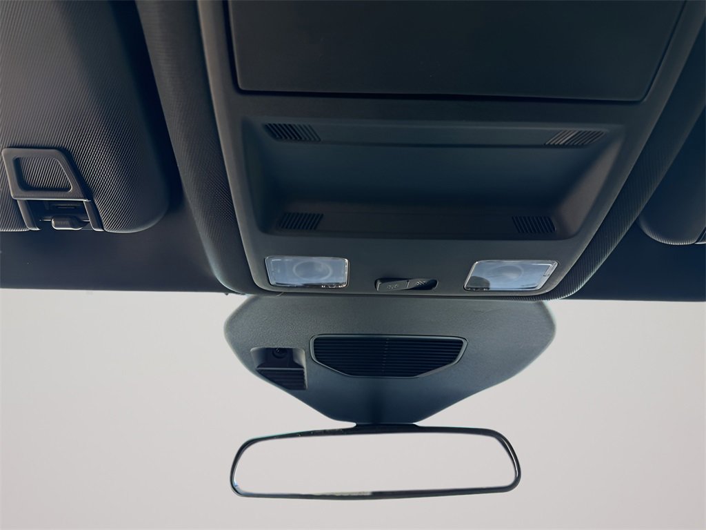 New 2025 Ford Escape ST-Line w/ Equipment Group 301A image 33