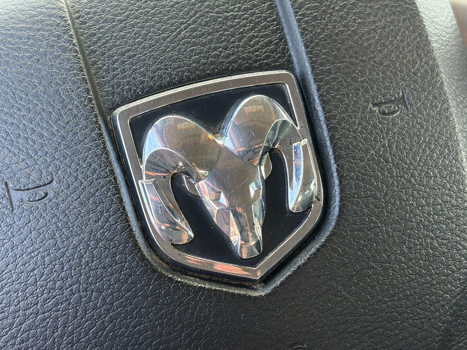 Used 2022 RAM 1500 Classic SLT w/ Electronics Group AWD/4WD image 28