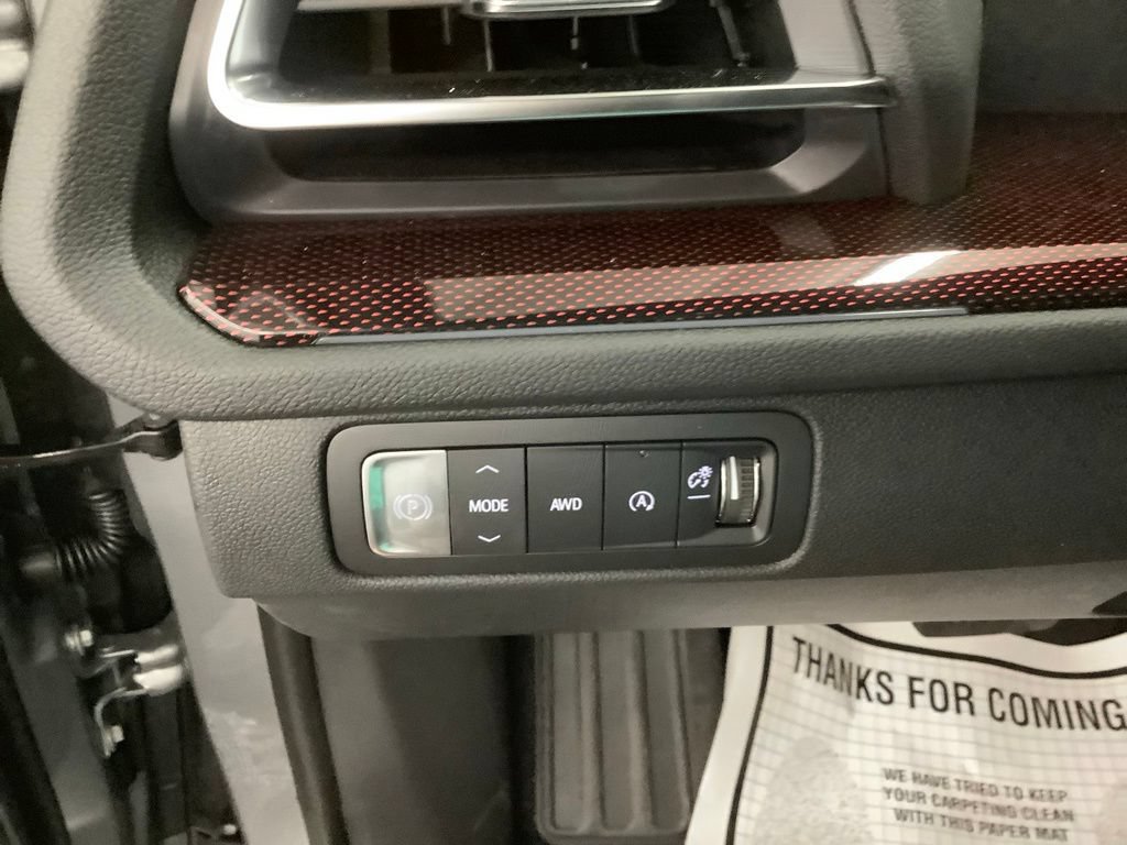 New 2026 Chevrolet Traverse Z71 w/ Enhanced Driving Package AWD/4WD image 15