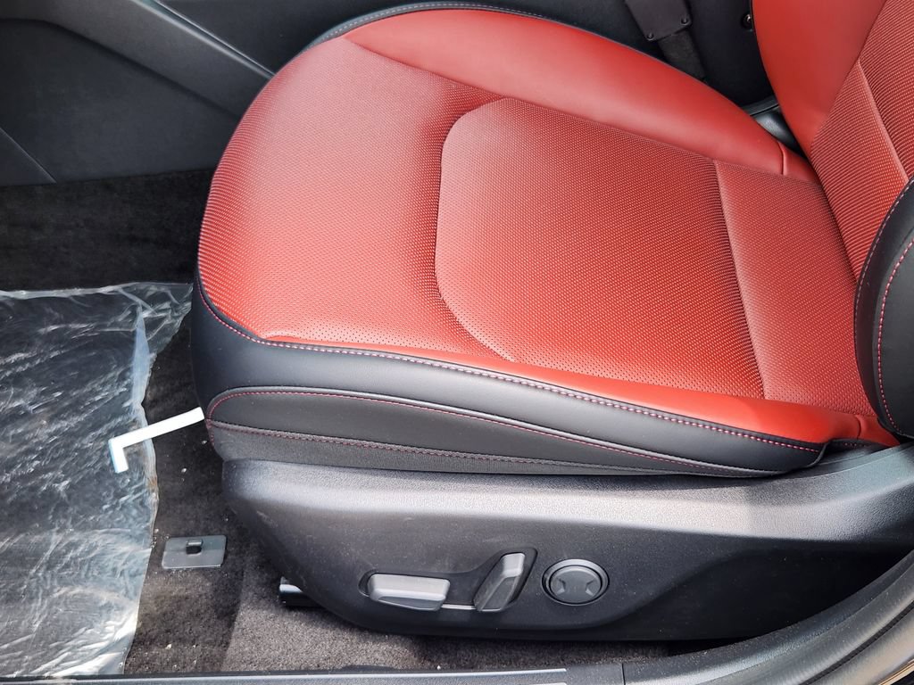 New 2026 Kia K4 GT-Line w/ GT-Line Premium Package FWD image 8