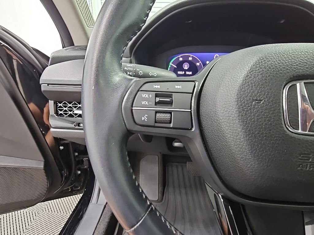 Used 2023 Honda Accord EX-L image 26