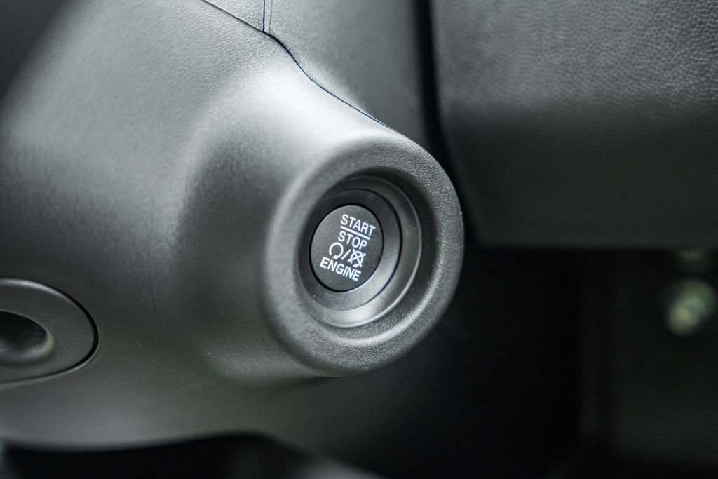 New 2025 RAM ProMaster 3500 w/ Quick Order Package 22G SLT image 23