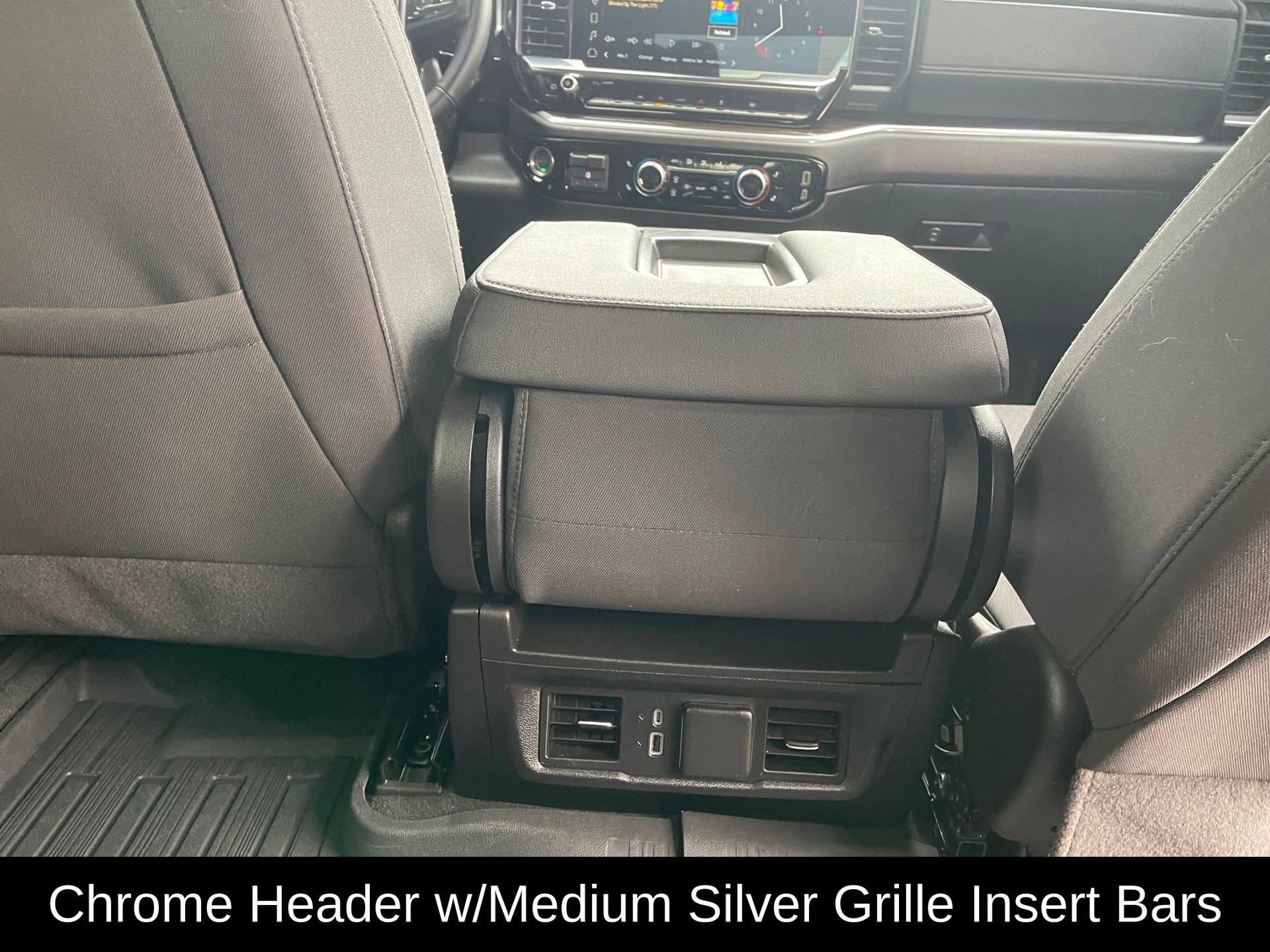 Used 2025 GMC Sierra 1500 SLE image 25