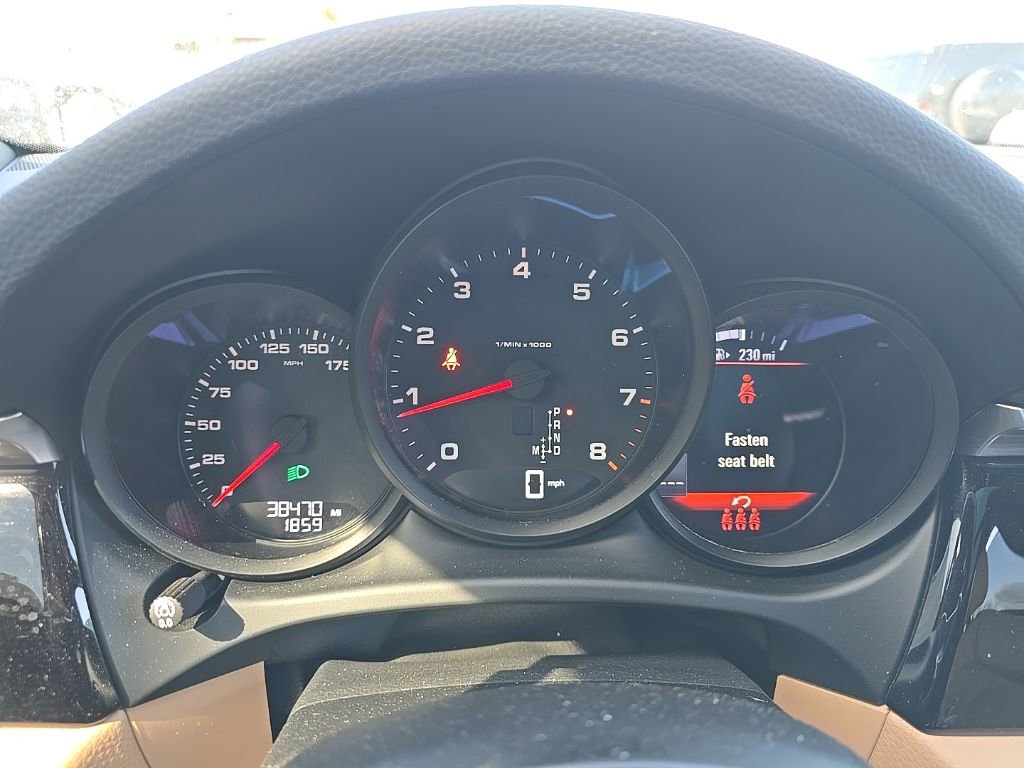 Used 2021 Porsche Macan image 10