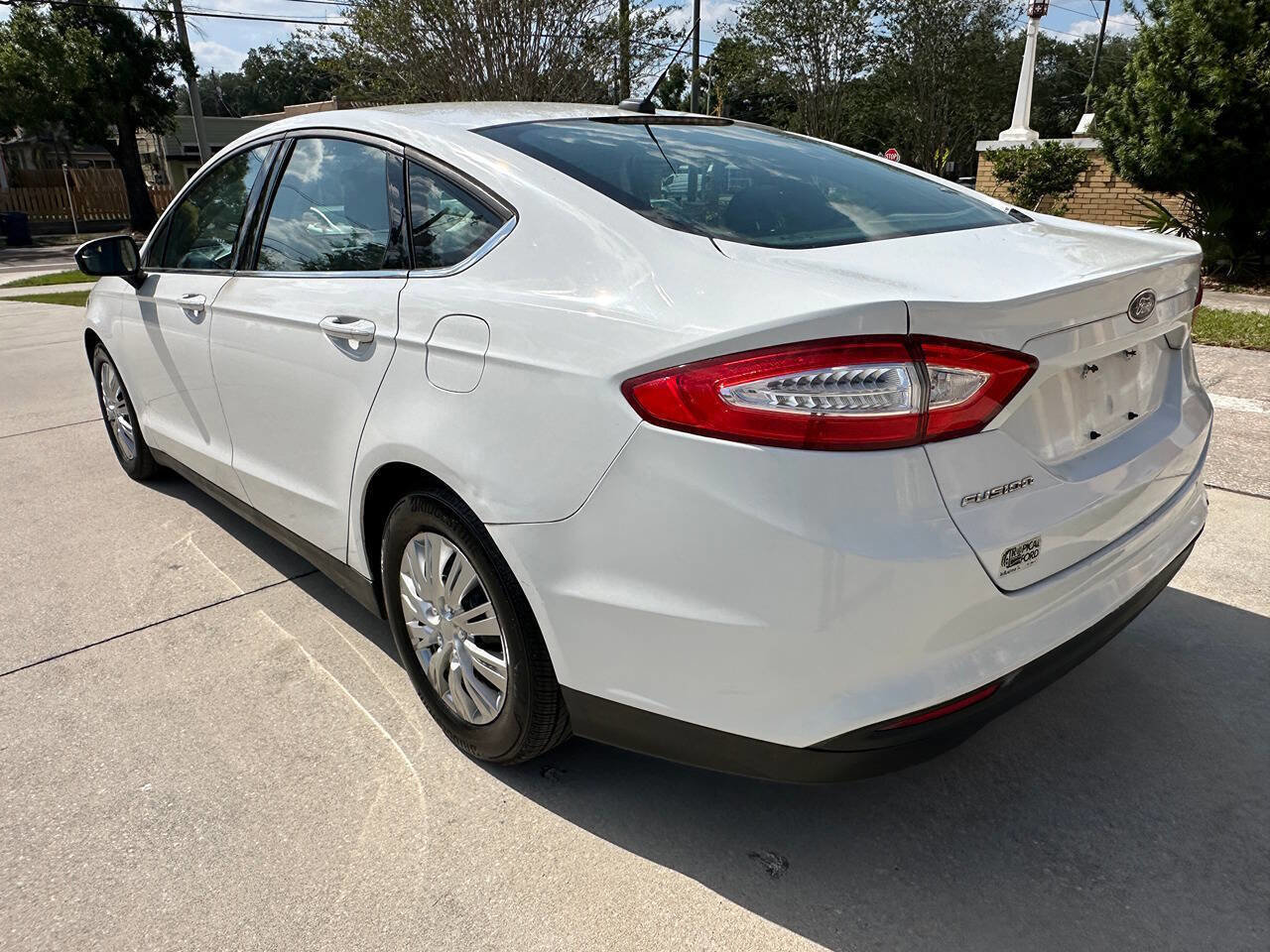 Used 2013 Ford Fusion S image 7