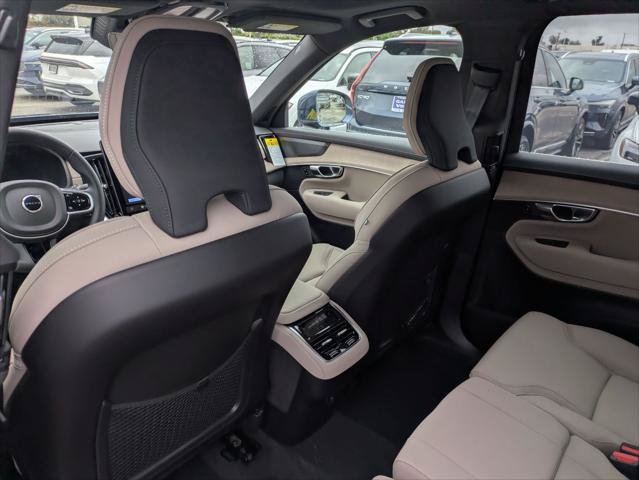 New 2026 Volvo XC90 B6 Plus w/ Protection Package Premier AWD/4WD image 12