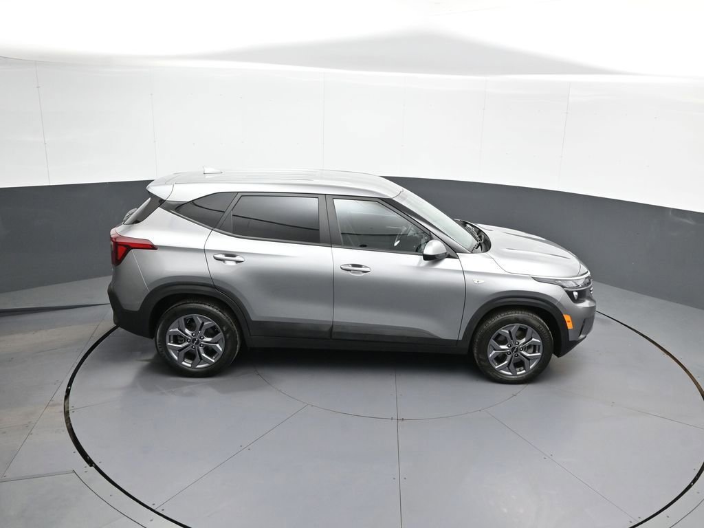 Certified 2024 Kia Seltos LX AWD/4WD image 36