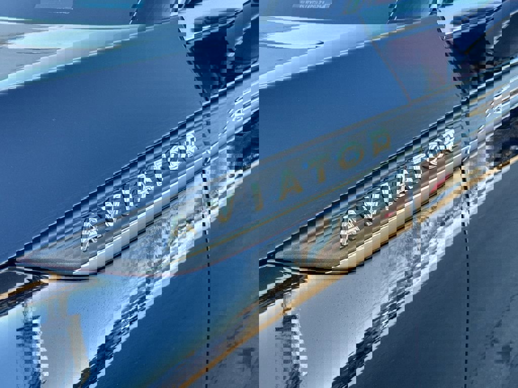 Used 2023 Lincoln Aviator Reserve image 33