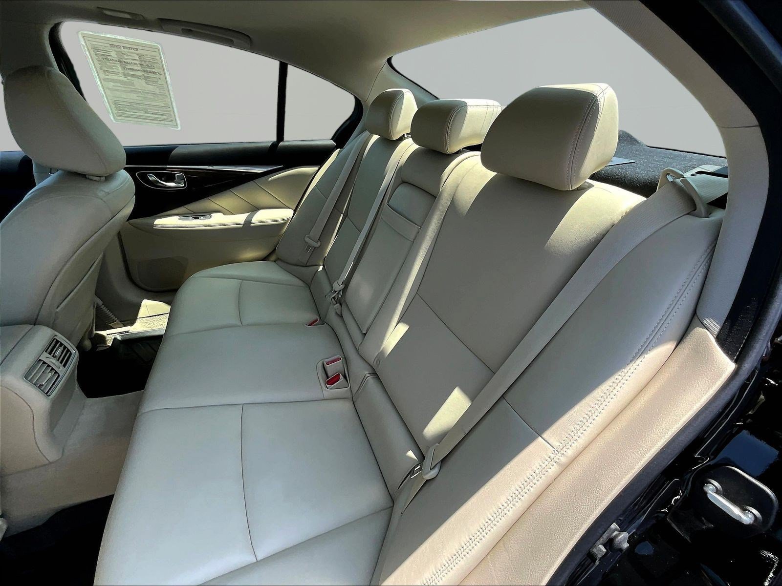 Used 2019 INFINITI Q50 Luxe w/ Essential Package (3.0T Luxe) AWD/4WD image 21