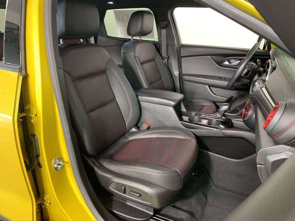 Used 2022 Chevrolet Blazer RS w/ Enhanced Convenience Package image 37