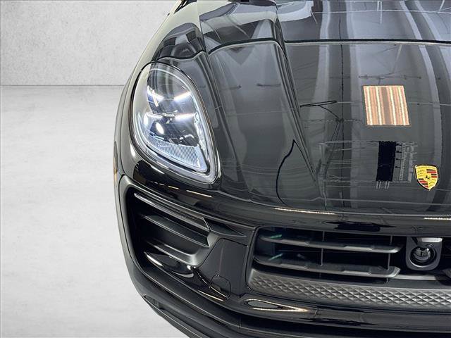 Certified 2026 Porsche Macan Turbo AWD/4WD image 27