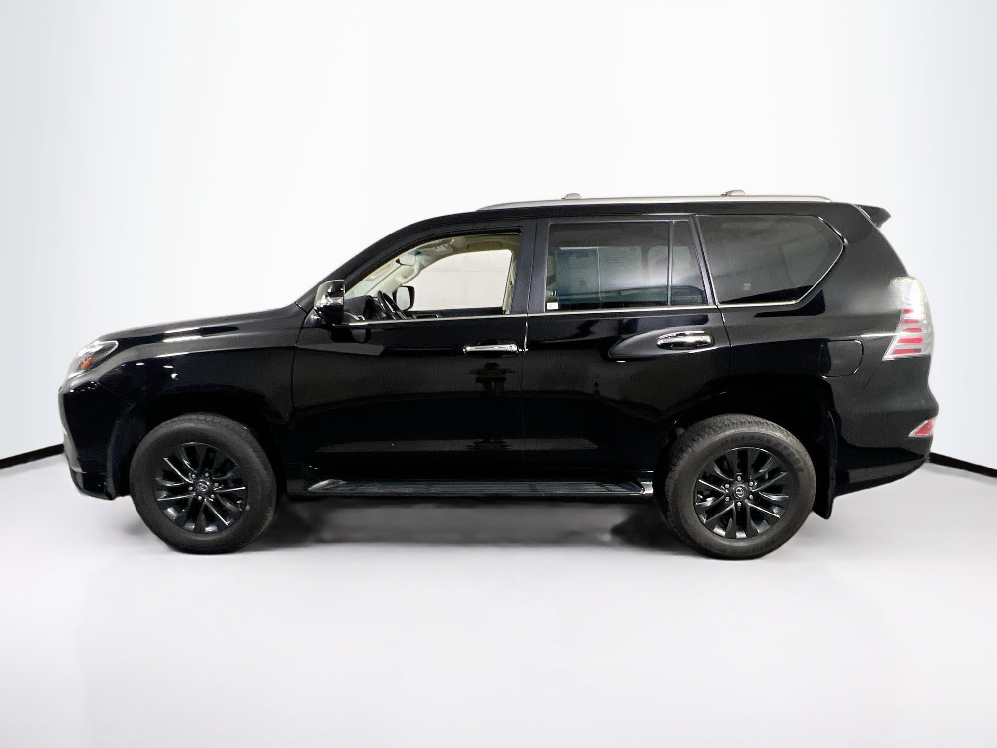 Used 2023 Lexus GX 460 Premium w/ Premium Package AWD/4WD image 8