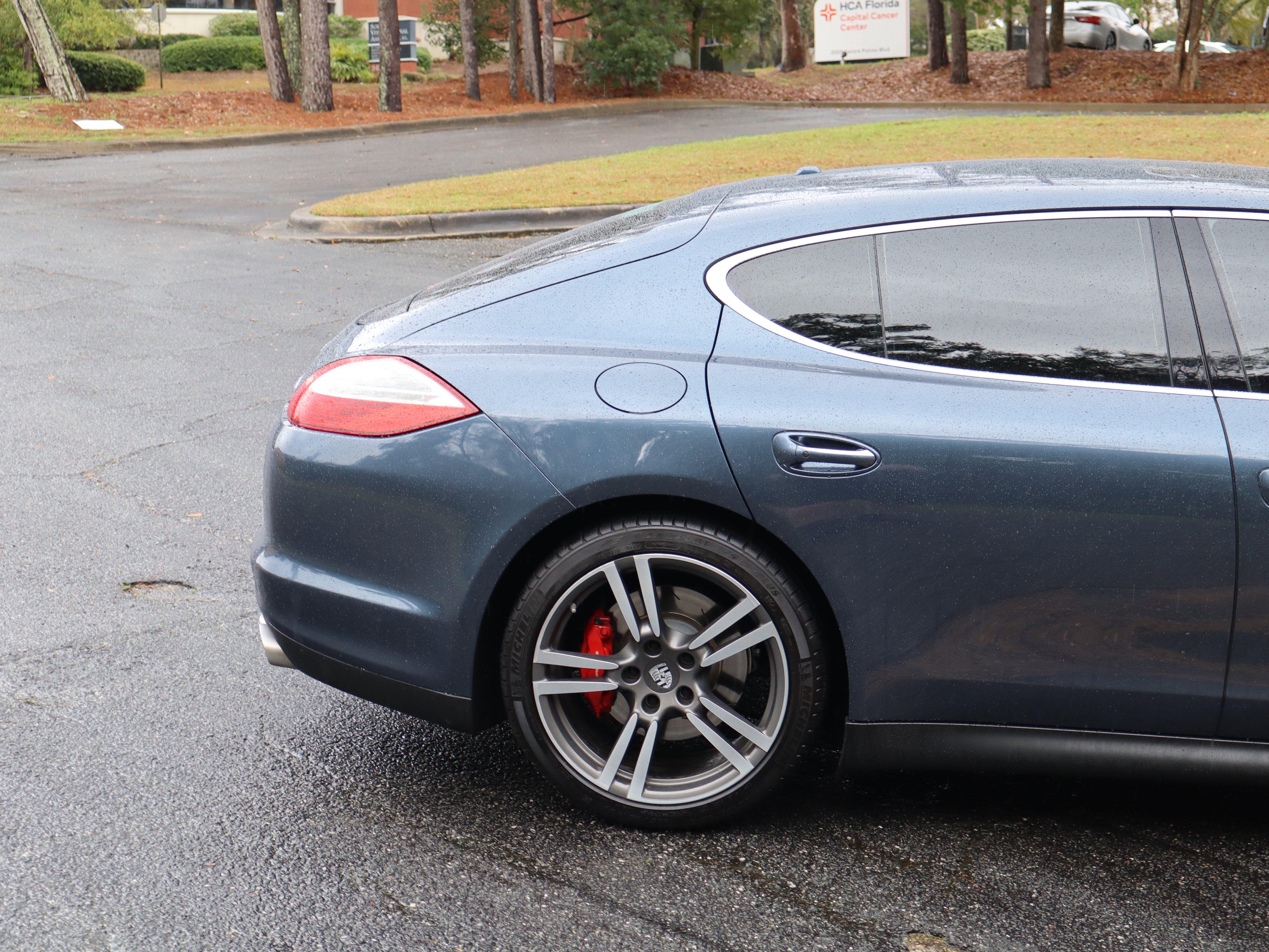 Used 2012 Porsche Panamera Turbo image 5