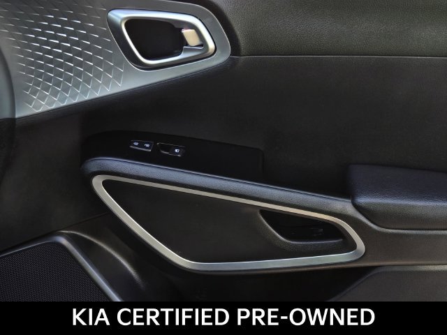 Certified 2024 Kia Soul LX w/ LX Technology Package FWD image 8