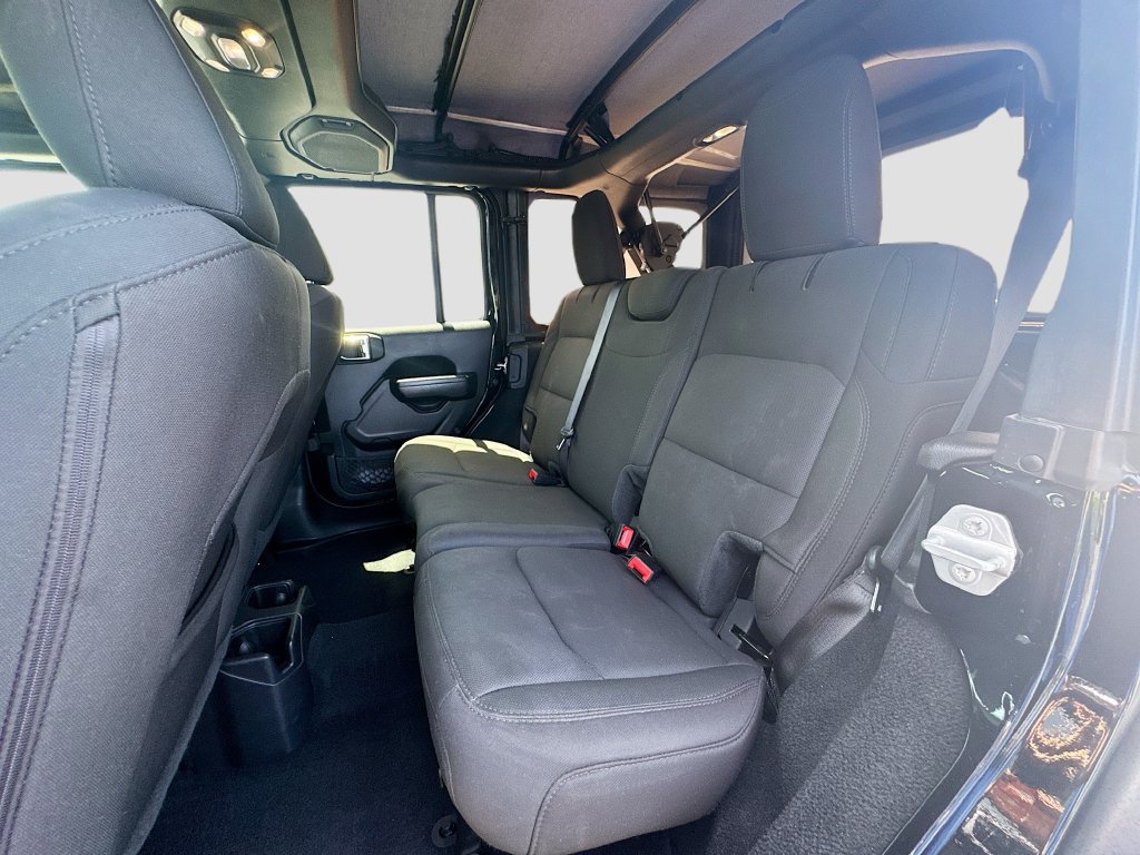 Certified 2022 Jeep Wrangler Unlimited Sport AWD/4WD image 26