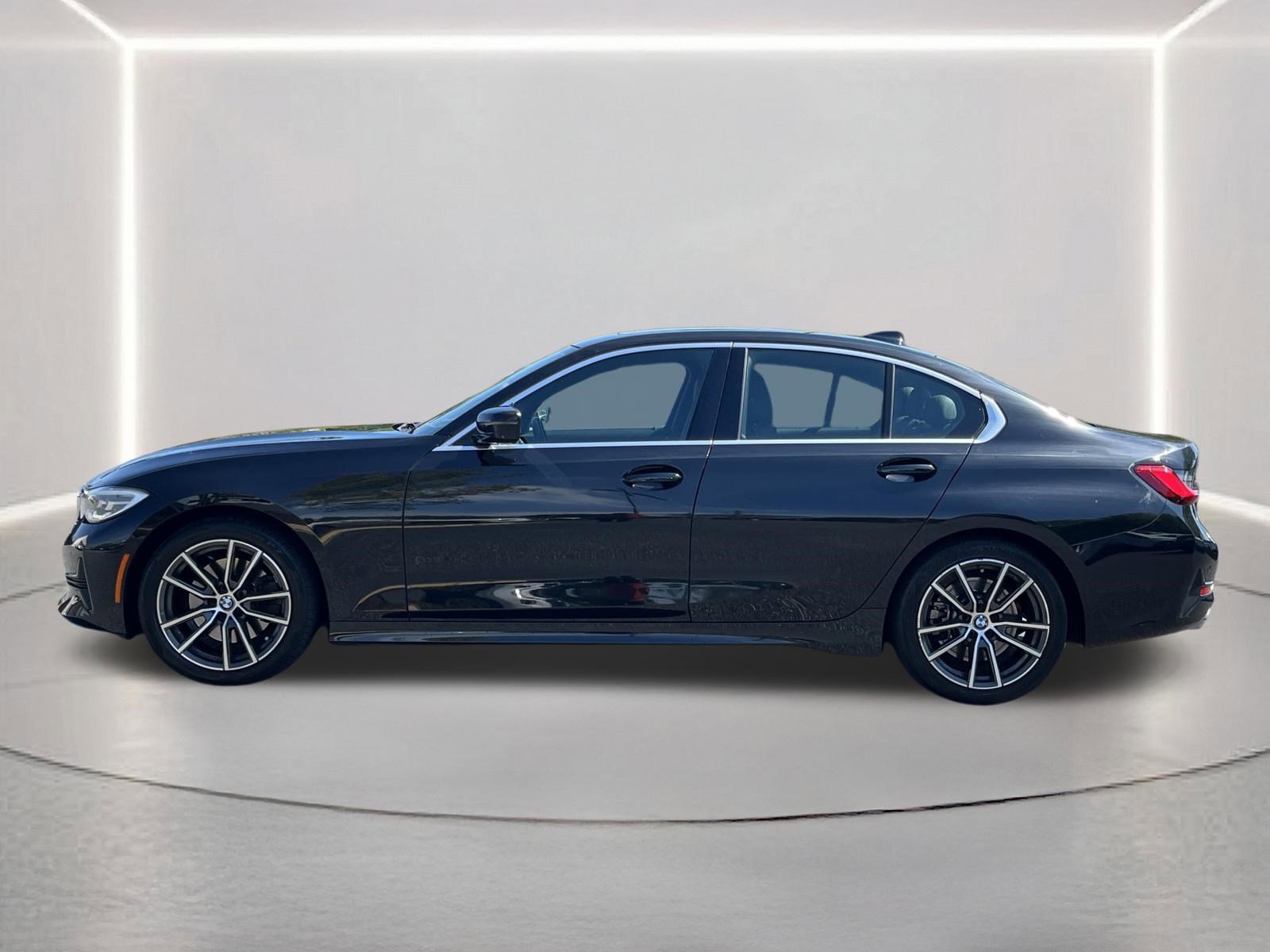 Used 2021 BMW 330i Sedan w/ Premium Package image 22