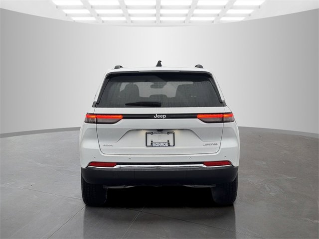 New 2025 Jeep Grand Cherokee Limited image 6