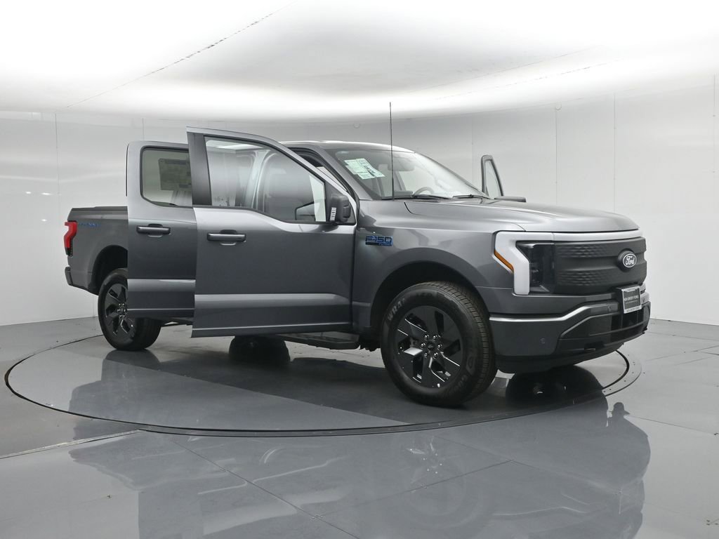 New 2025 Ford F150 Lightning Flash image 34