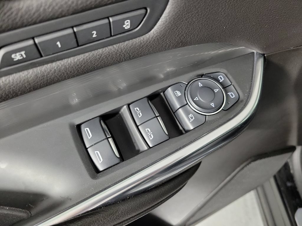Used 2025 Cadillac XT4 Premium Luxury FWD image 20
