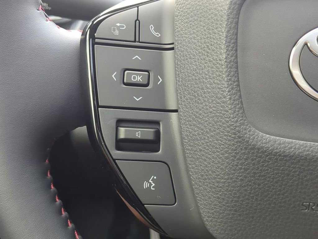 New 2025 Toyota Prius XSE image 25