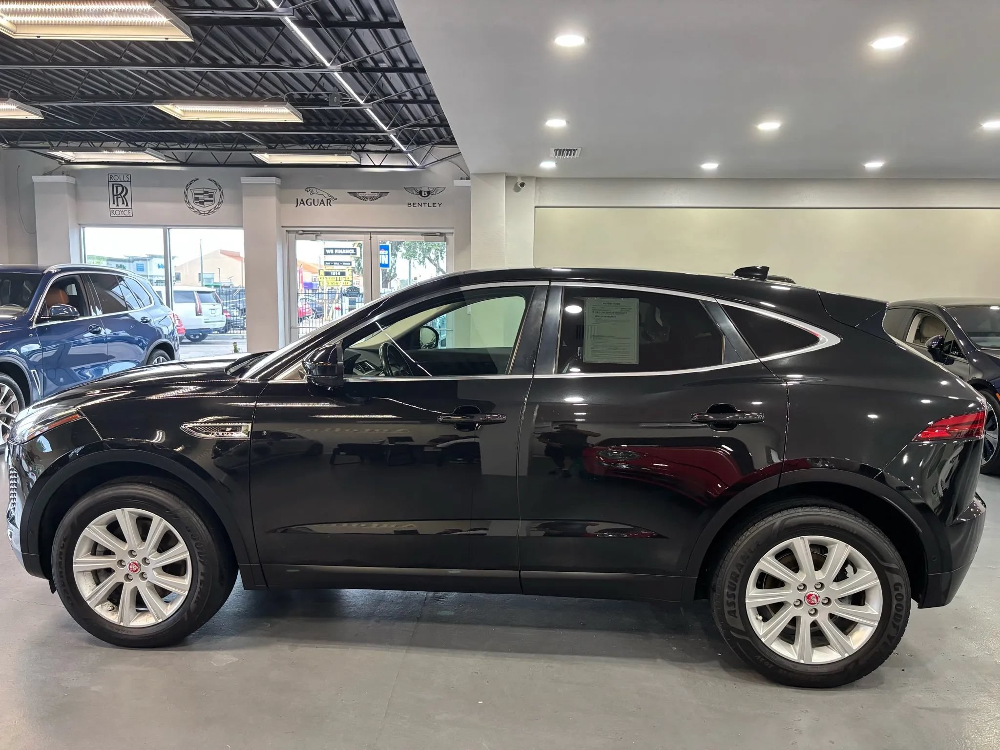 Used 2018 Jaguar E-PACE S AWD/4WD image 4