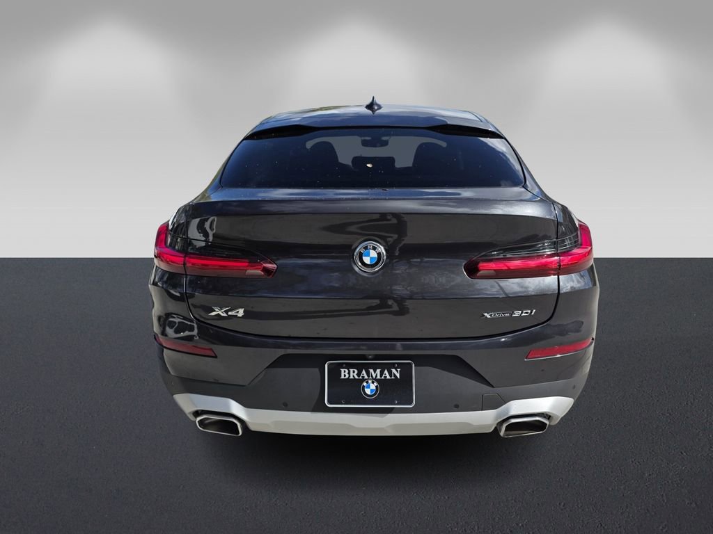 Certified 2022 BMW X4 xDrive30i image 5