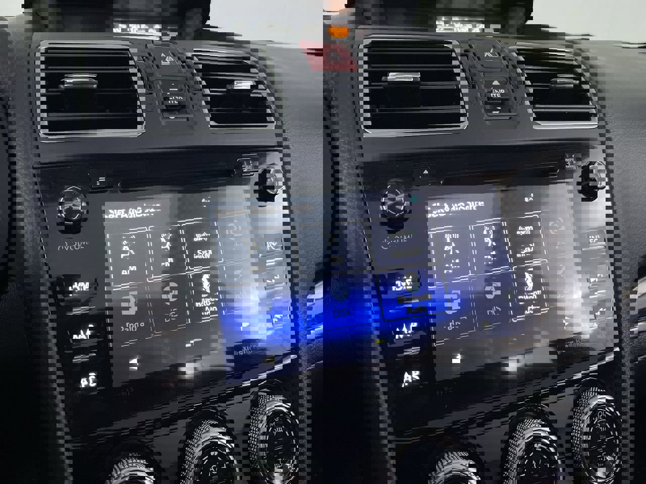 Used 2018 Subaru Forester 2.5i Limited image 15