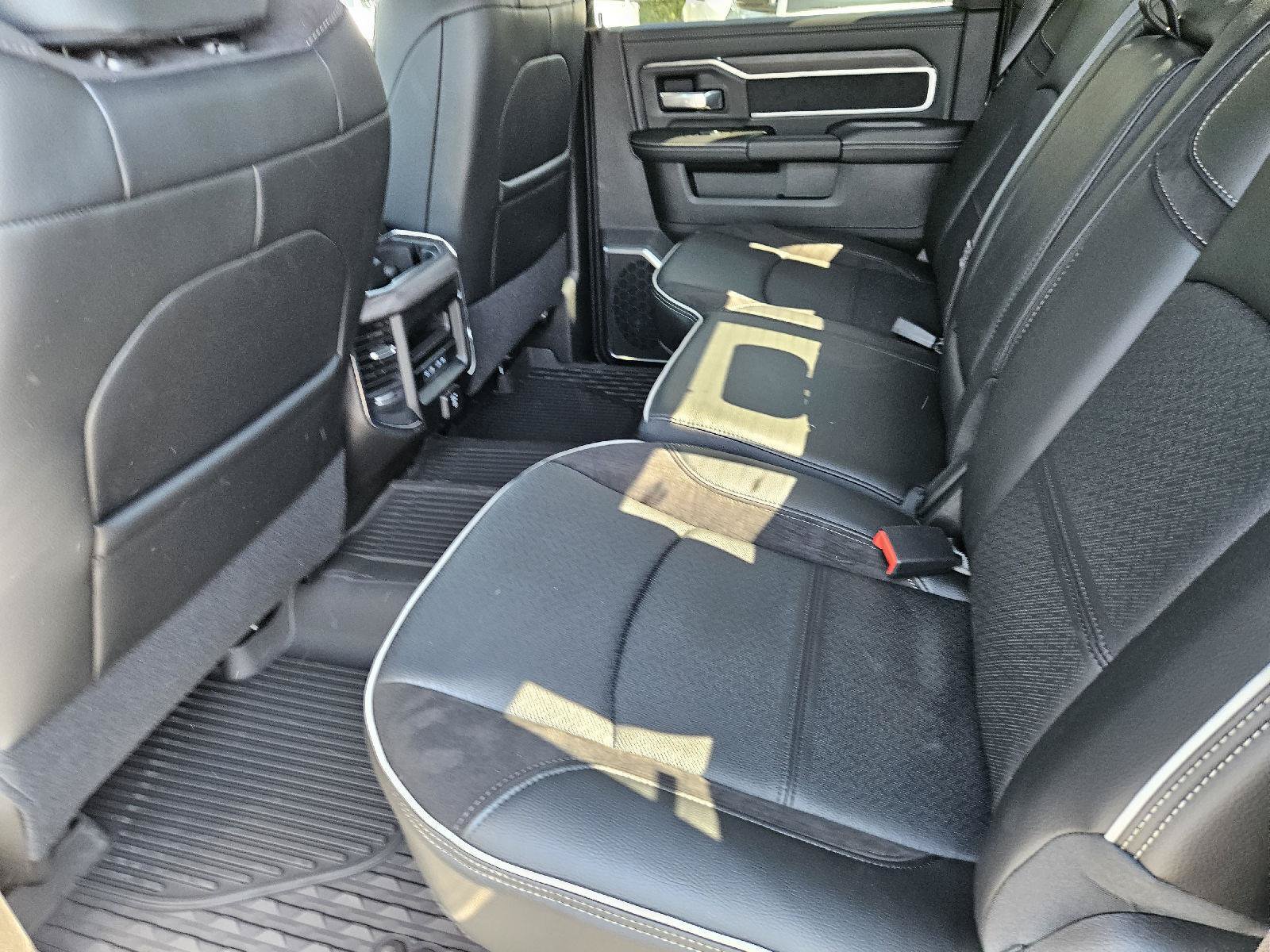 New 2027 RAM 3500 Laramie AWD/4WD image 20