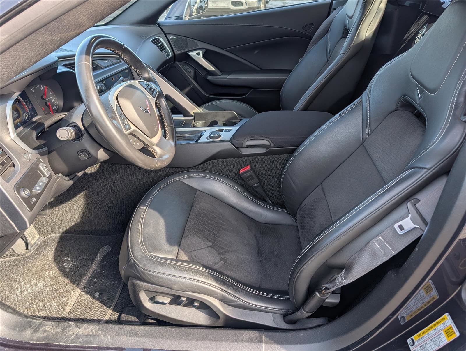 Used 2014 Chevrolet Corvette Stingray Convertible w/ 2LT Preferred Equipment Group image 12