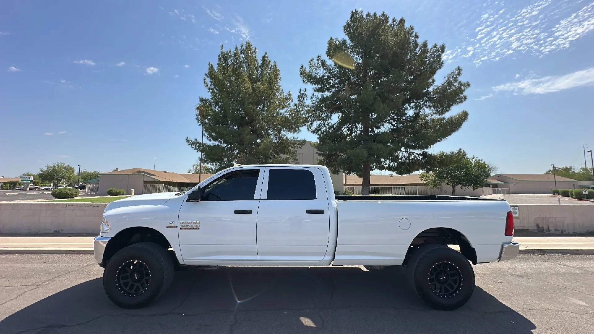 Used 2016 RAM 2500 Tradesman w/ Chrome Appearance Group AWD/4WD image 1