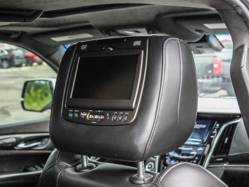 Used 2017 Cadillac Escalade Platinum AWD/4WD image 25