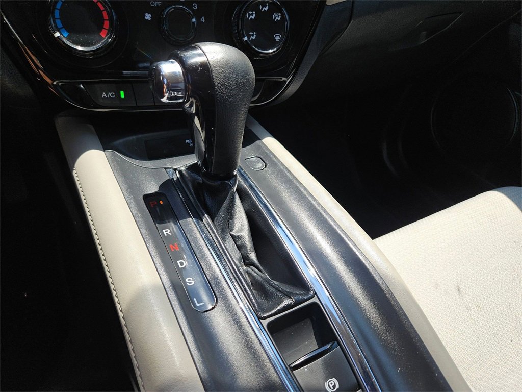 Used 2022 Honda HR-V LX image 19