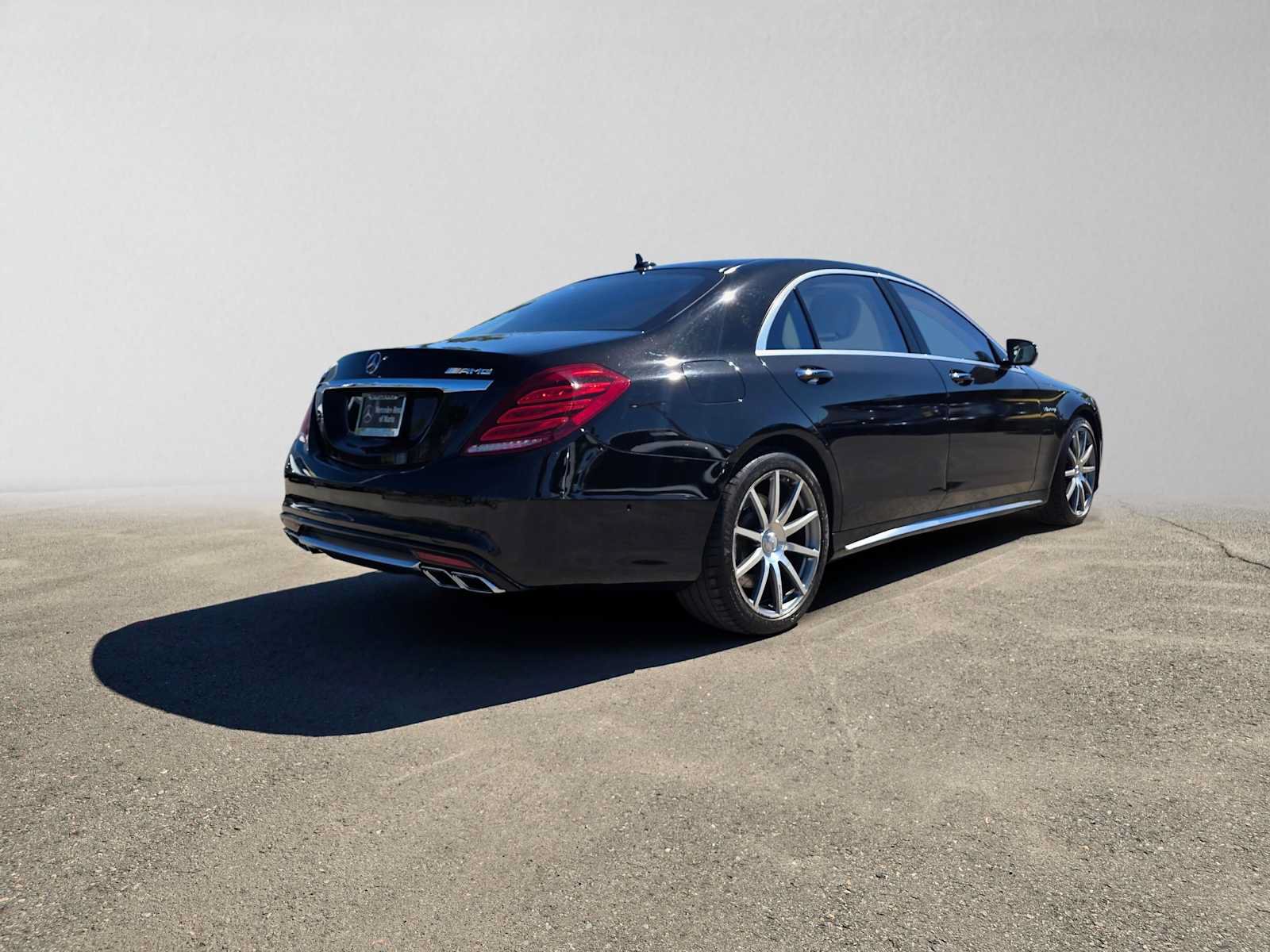 Used 2014 Mercedes-Benz S 63 AMG 4MATIC Sedan image 3